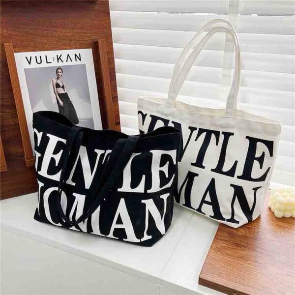 Gentle woman tote without zip