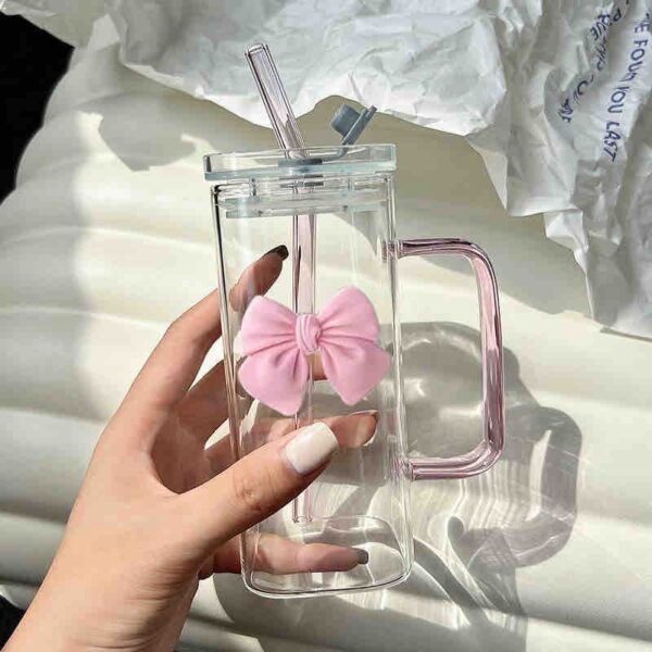 Bow cup with straw - Image 3