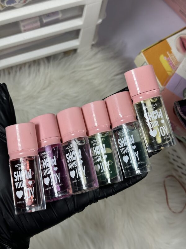 Show your joy lipgloss