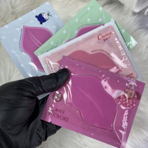 Lip mask